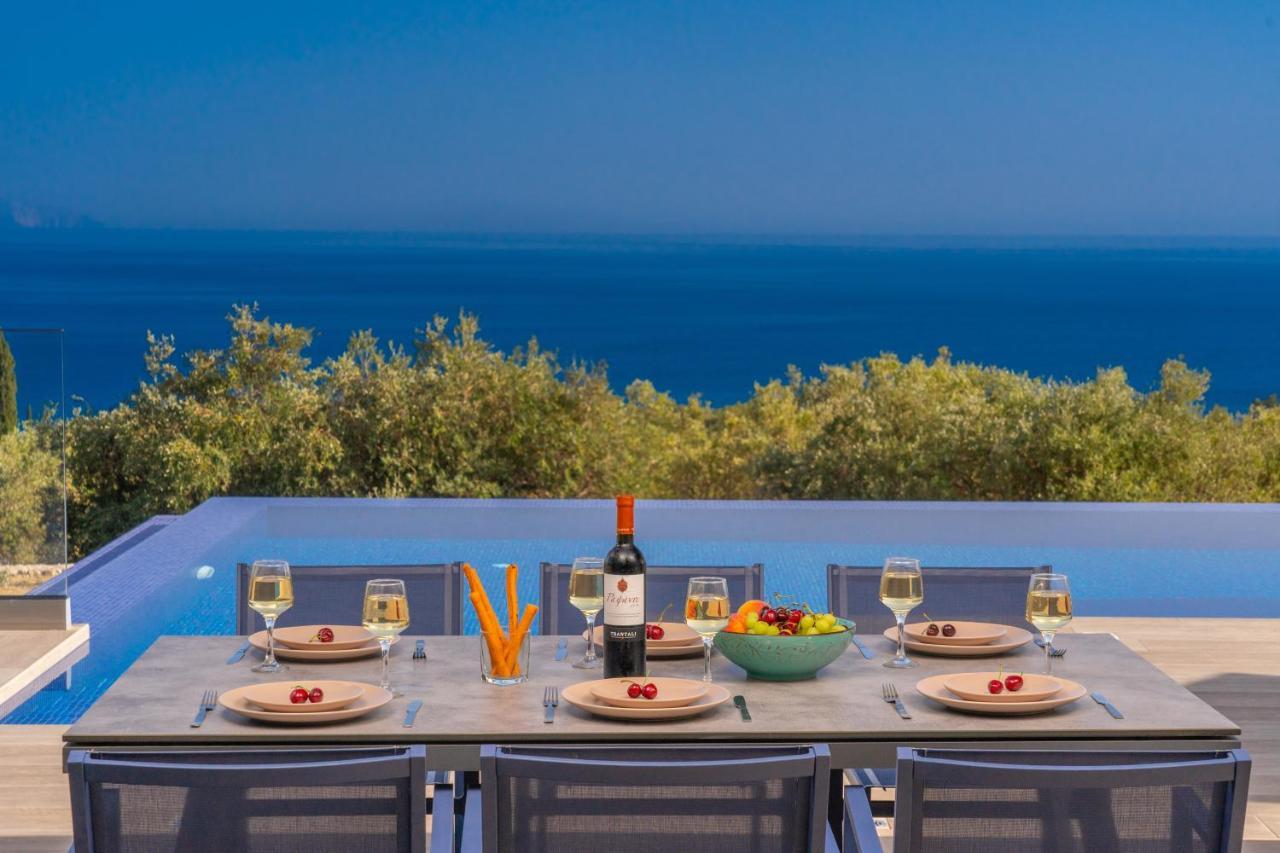 Villa Shades Of Blue Trapezaki  Exterior foto