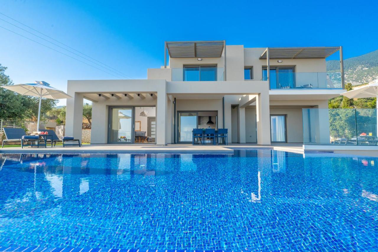 Villa Shades Of Blue Trapezaki  Exterior foto